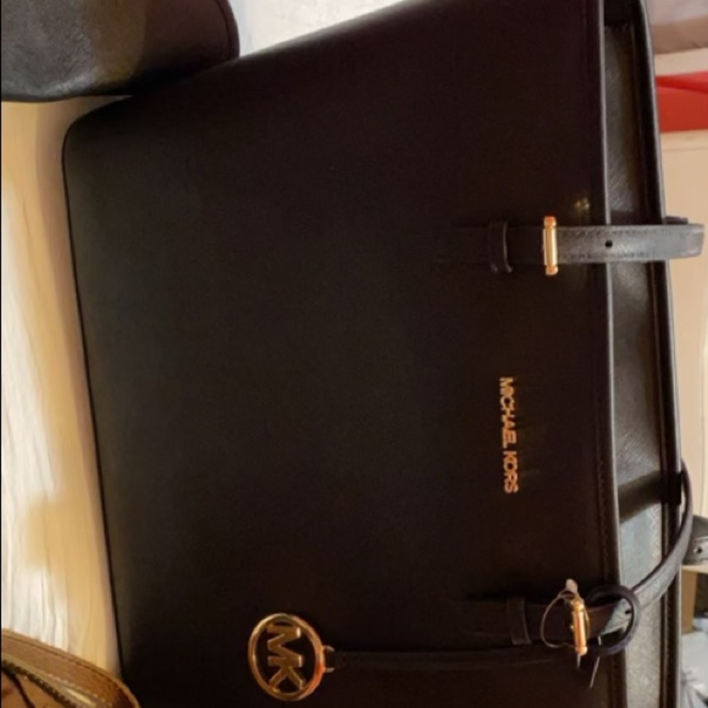 brand new michael kors purse